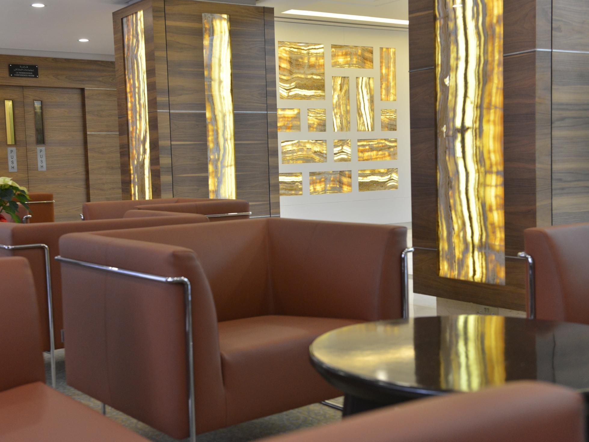 Hotel Ramada By Wyndham Bahrain Manama Exterior foto